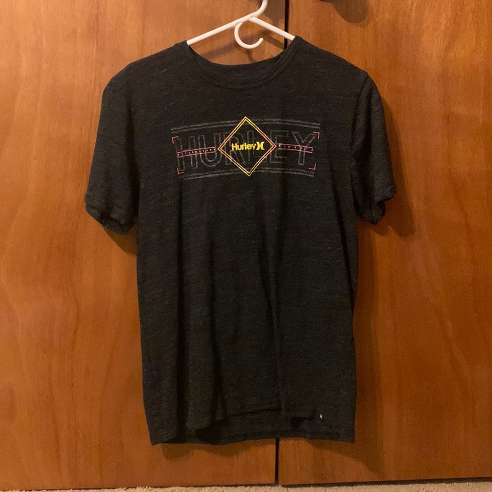 Hurley T shirt